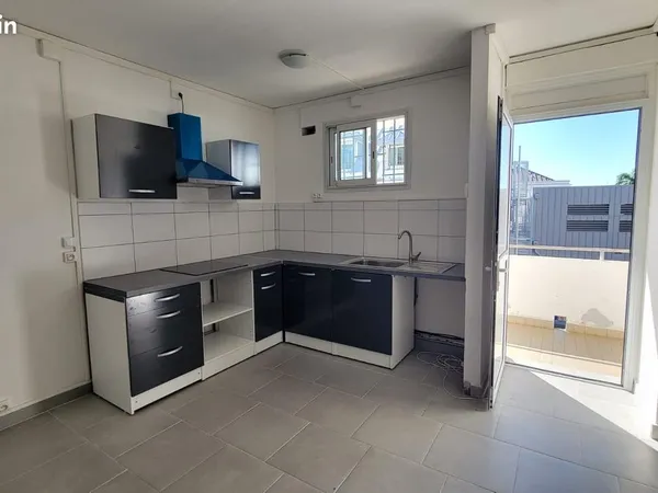 A louer appt f3 st denis