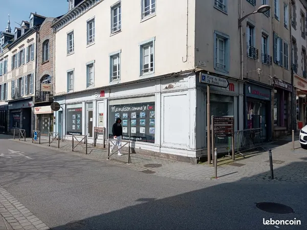 Local commercial 50 m² - Emplacement n°1 - Hyper-centre Lamballe