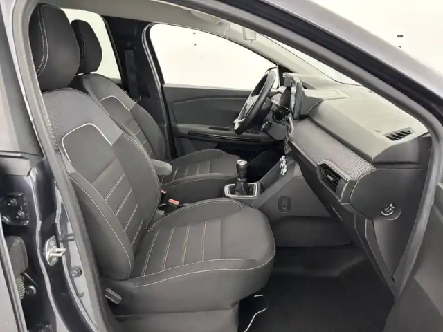 Dacia Jogger tce 110 5 places — photo 23