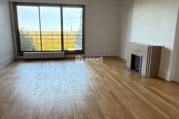 Appartement 4 pièces 145 m²