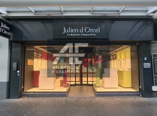 Local commercial 62 m² SAINT NAZAIRE
