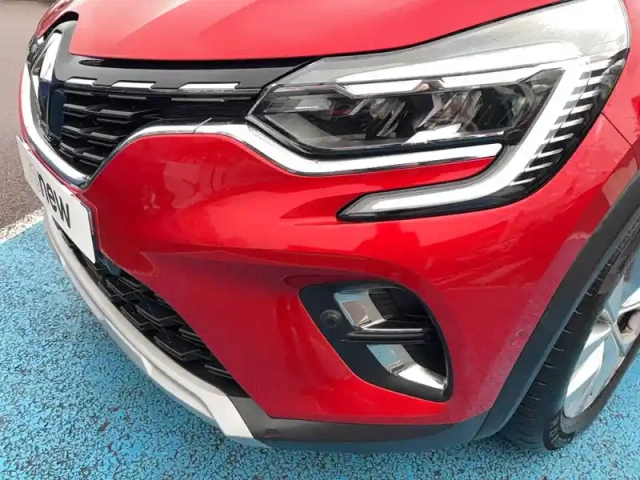 Renault Captur blue dci 115 edc — photo 10