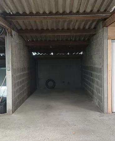 Loue box de stationnement