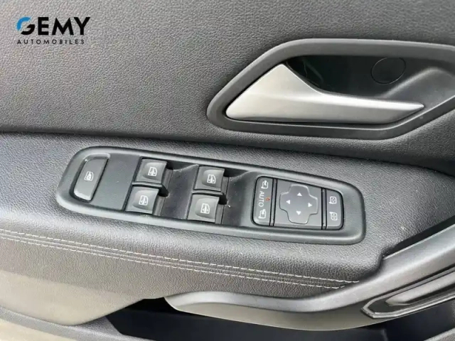 Dacia Duster blue dci 115 4x2 — photo 22