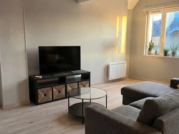 Lorquin - T2 rénové de 42 m² - Disponible de suite