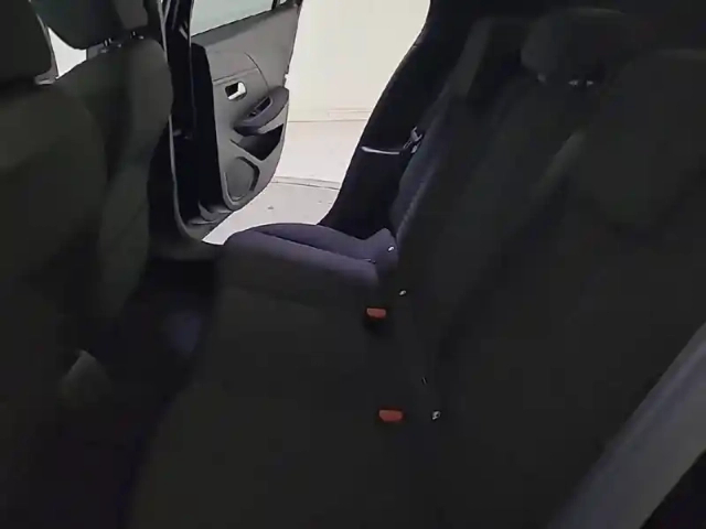 Peugeot 208 puretech 100 s&amp;s eat8 — photo 7