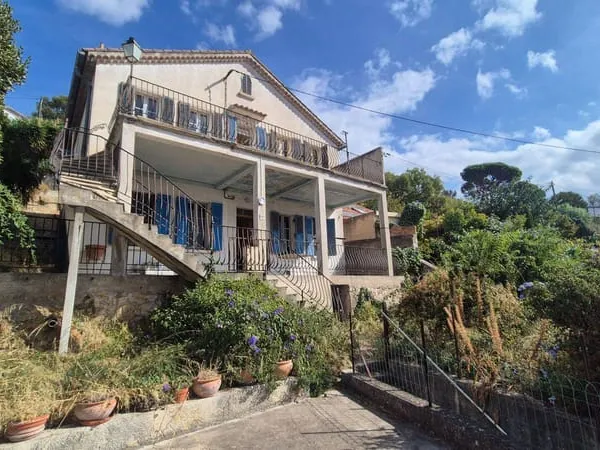 Maison 2 pièces 190 m²