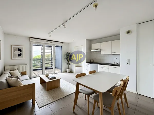 T2 avec Terrasse / Parking - Cenon Jean-Jaurès
