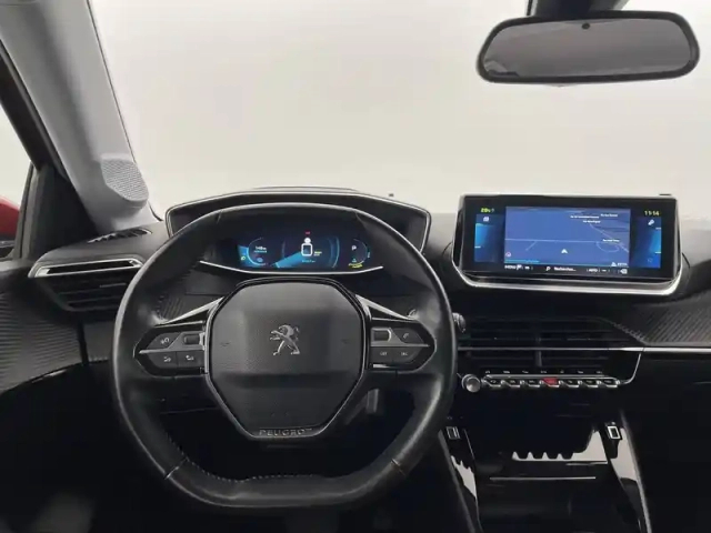 Peugeot 208 electrique 50 kwh 136ch — photo 22