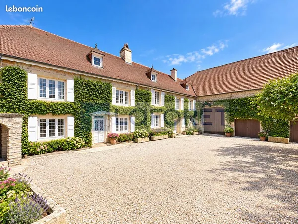 Maison 6 pièces 180 m²