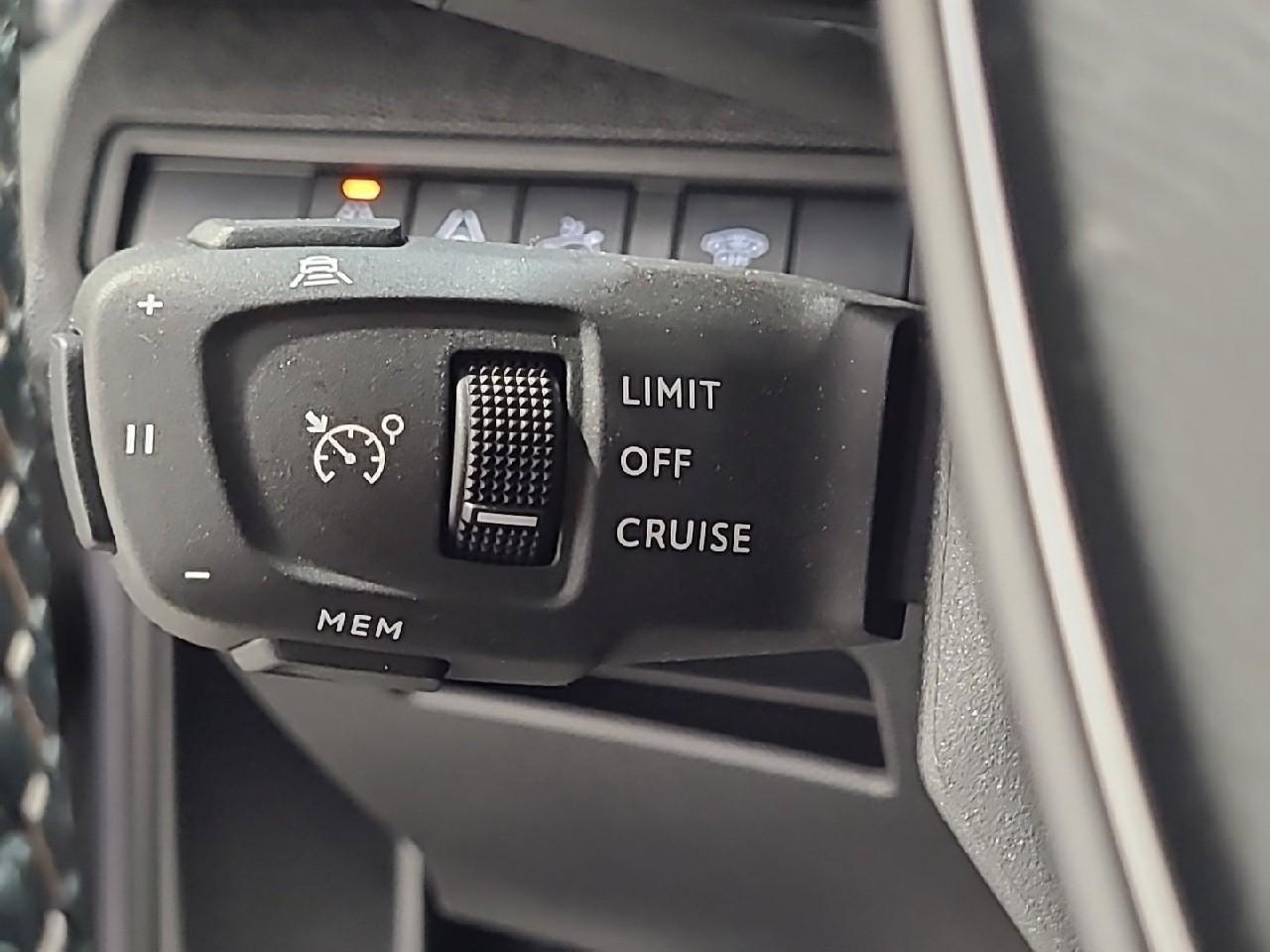 Peugeot 3008 bluehdi 130ch s&s eat8 gt — photo 22