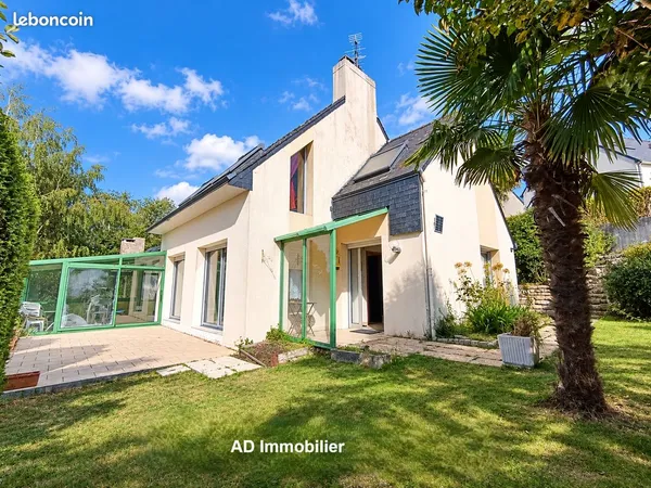 Maison familiale en impasse - Ergué-Armel - Jardin sans vis-à-vis - Sous-sol complet