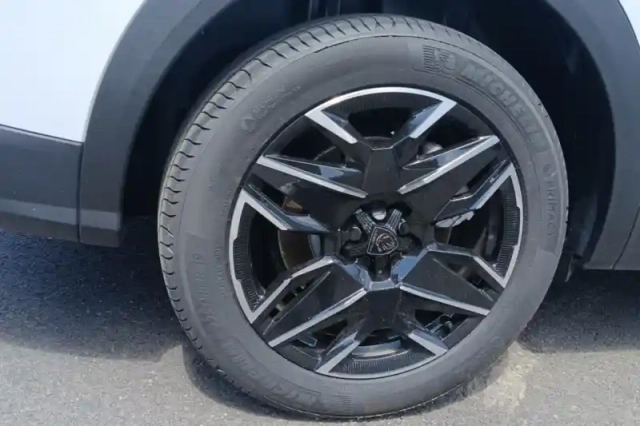 Peugeot 5008 hybrid 145 e-dcs6 — photo 79