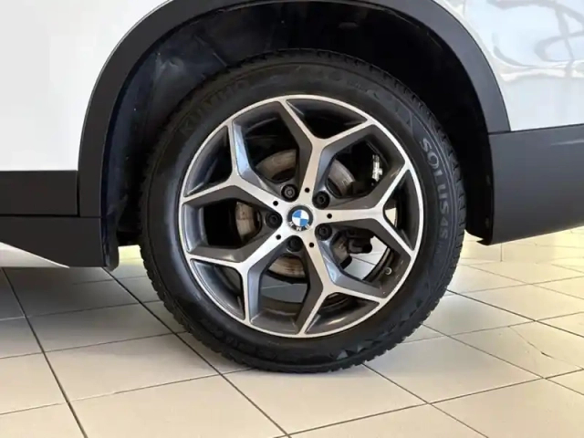 Bmw X1 sdrive 18 i xline — photo 12