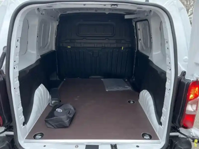 Toyota Proace 1.5l 100 d 4d bvm6 start chantier confort 3p my25 — photo 10