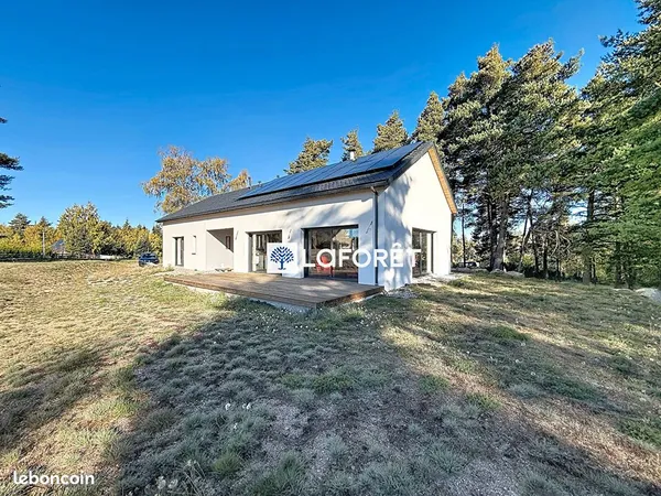 Maison 3 pièces 133 m²
