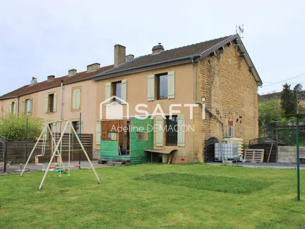 Maison avec jardin