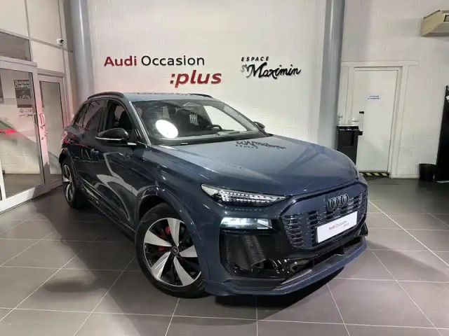 Audi E-Tron q6  387 ch 100 kwh quattro
