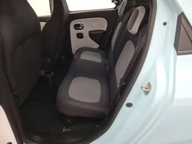 Renault Twingo iii e-tech — photo 25
