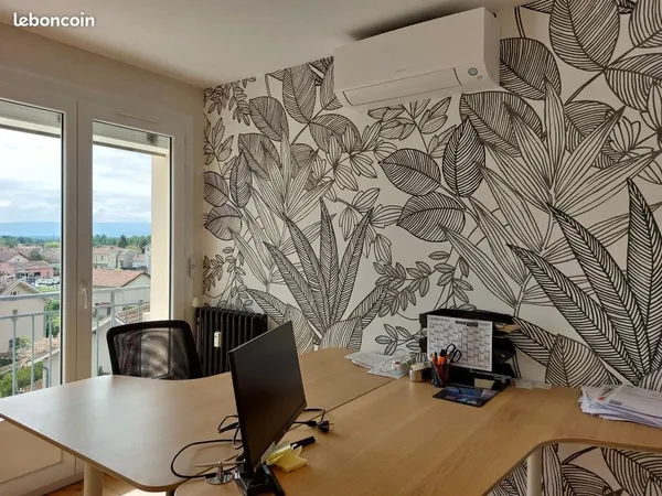 Bureau meublé