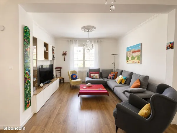 STRASBOURG NEUDORF-91m2-4 Pièces-Traversant Est-Ouest-DPE D