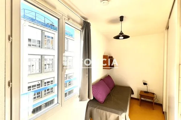 Studio 1 pièce 19 m²