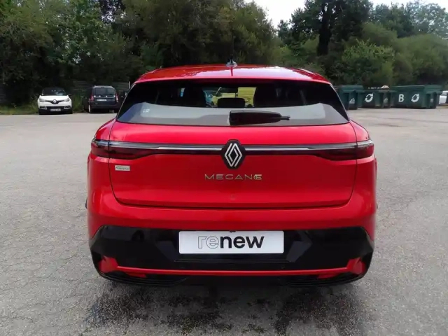 Renault Megane e-tech ev60 220 ch super charge — photo 3