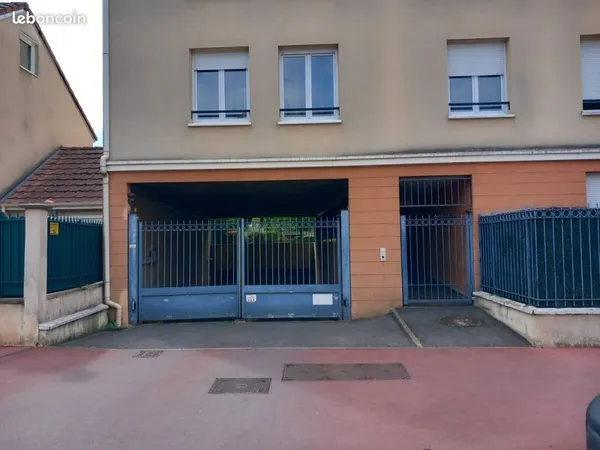PLace de Parking Sécurisée