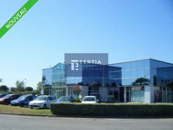 Local d'activité 209 m²