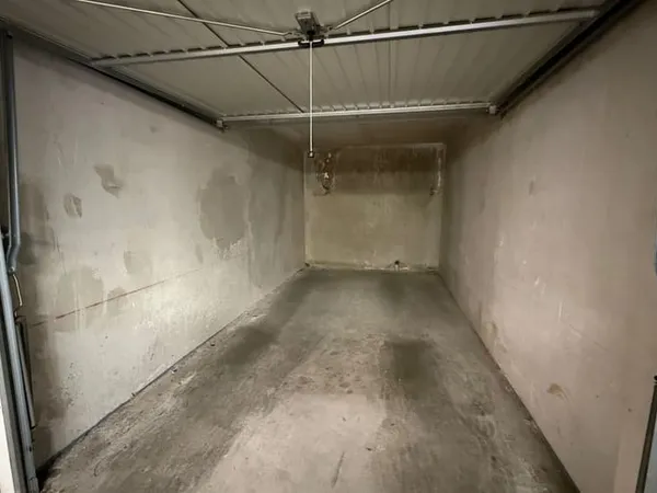 Parking/Garage 13 m²