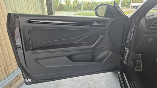 Volkswagen T-Roc 1.5 TSI 150 DSG7 - R Line – 2024 – 8237 km – Essence – Boîte Automatique — photo 41