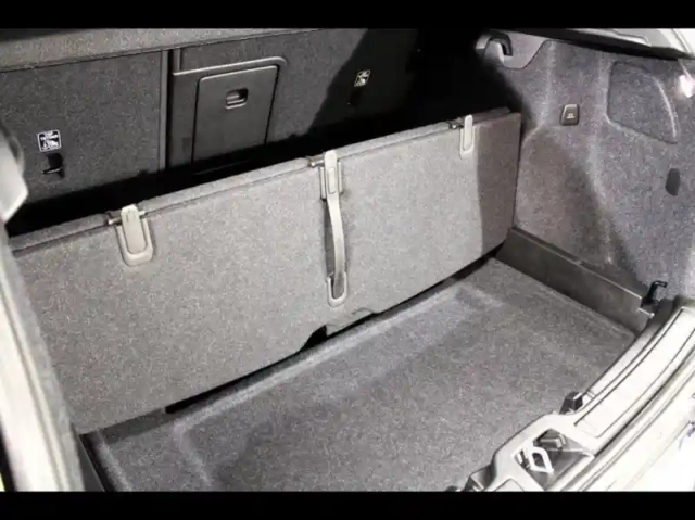Volvo Xc40 t4 recharge 129 + 82ch plus dct 7 — photo 33
