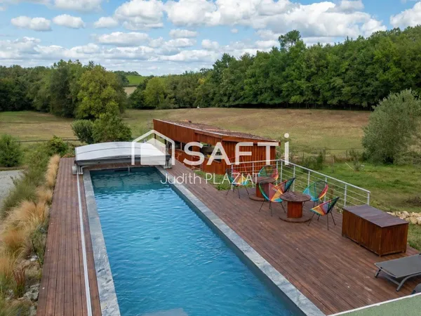 PROPRIÉTÉ EN PIERRE ENTIEREMENT RÉNOVÉE - 4 HECTARES - BOX CHEVAUX - PISCINE