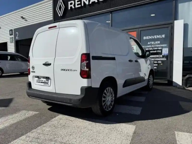 Toyota Proace 1.5 medium 100 d-4d business — photo 3