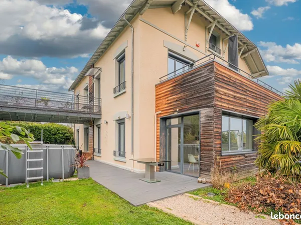 Brié-et-angonnes - t4 de caractère 119 m² - jardin, terrasse et vue montagnes