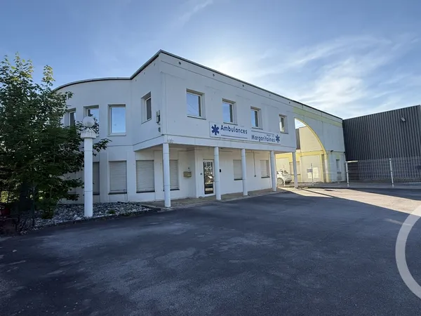 Immeuble 201 m²