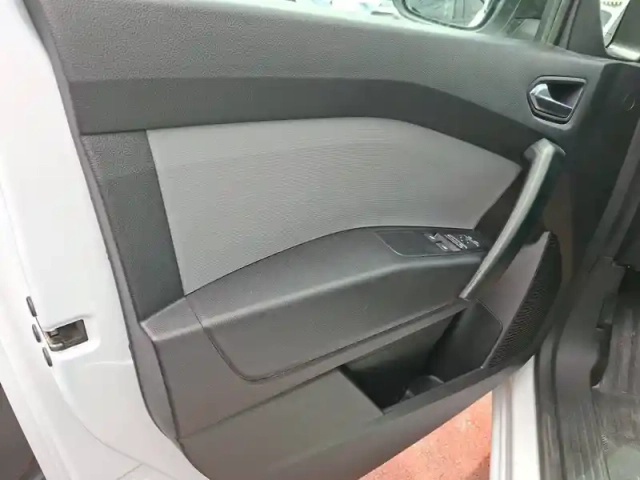 Renault Kangoo van blue dci 95 — photo 23