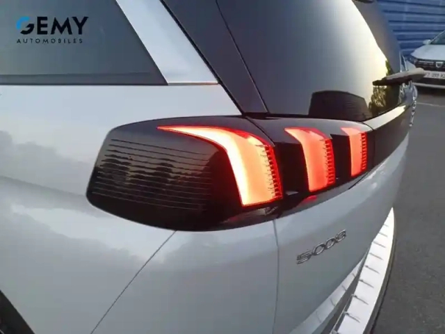 Peugeot 5008 puretech 130ch s&amp;s eat8 — photo 20