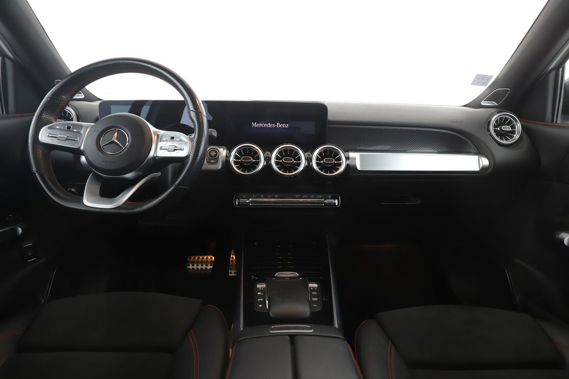 Mercedes-Benz Classe GLB 200 d AMG Line — photo 11