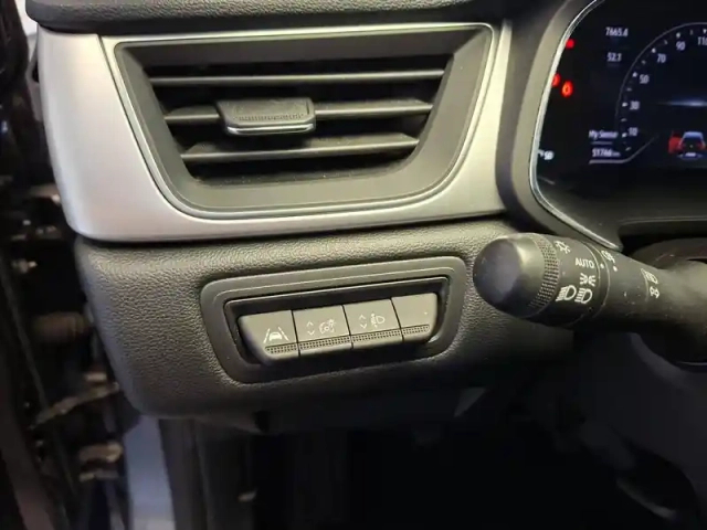 Renault Captur tce 90 - 21 — photo 192