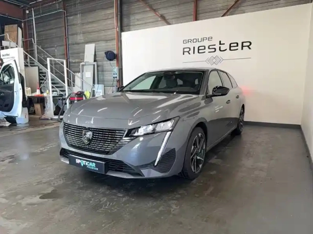 Peugeot 308 sw hybrid 145 e-dcs6 — photo 2