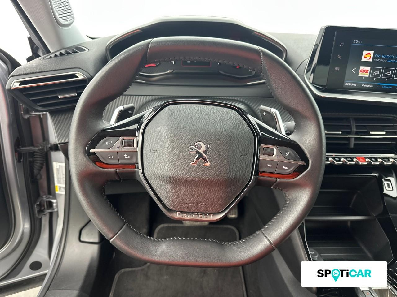 Peugeot 2008 1.2 puretech 130ch s&s style eat8 — photo 12