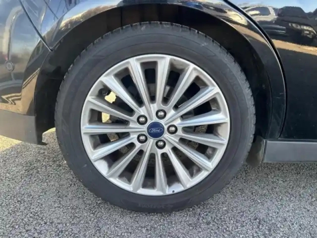 Ford C-Max 1.0 ecoboost 125ch stop&amp;start titanium euro6.2 — photo 9
