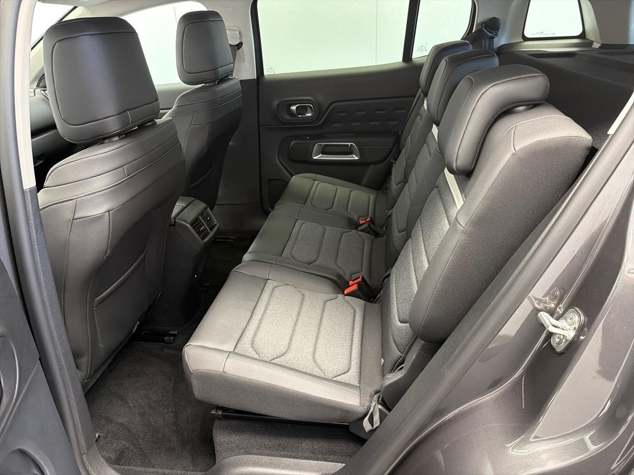 Citroën C5 Aircross hybride 136 e-dcs6 max — photo 10