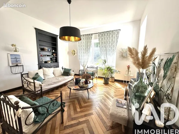 Maison de ville 10 pièces 317 m²