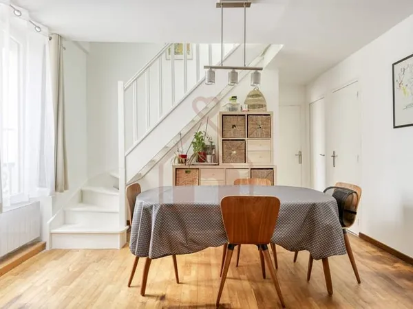 DUPLEX Charmant et Spacieux au Coeur de la Ville - 4 Chambres