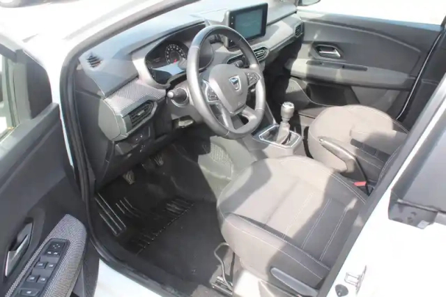 Dacia Jogger eco-g 100 5 places — photo 31