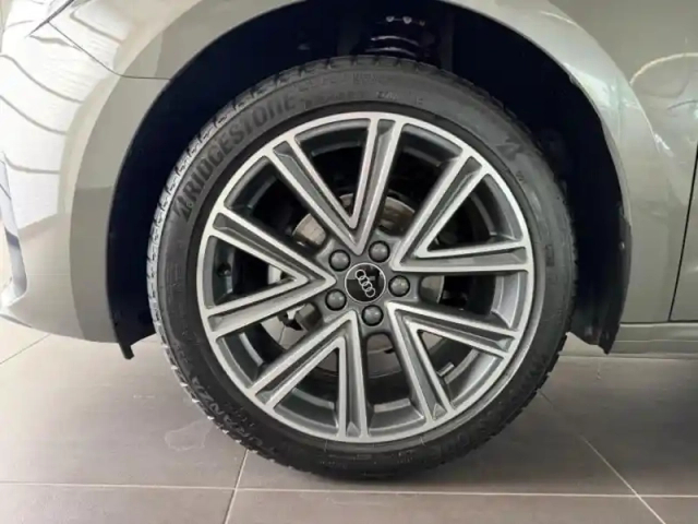 Audi A1 sportback 25 tfsi 95ch design — photo 11