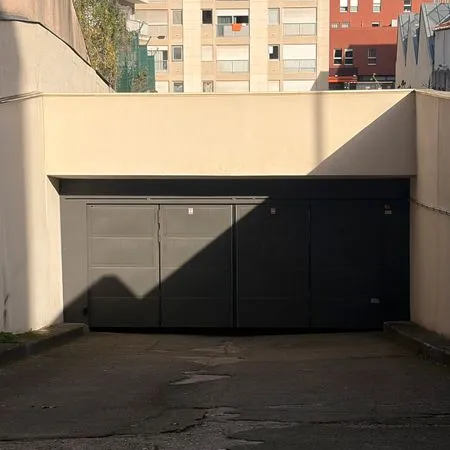 Parking sous sol pré saint Gervais