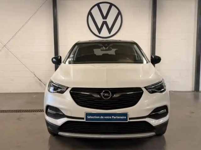 Opel Grandland X 1.2 turbo 130ch elite bva8 109g — photo 2